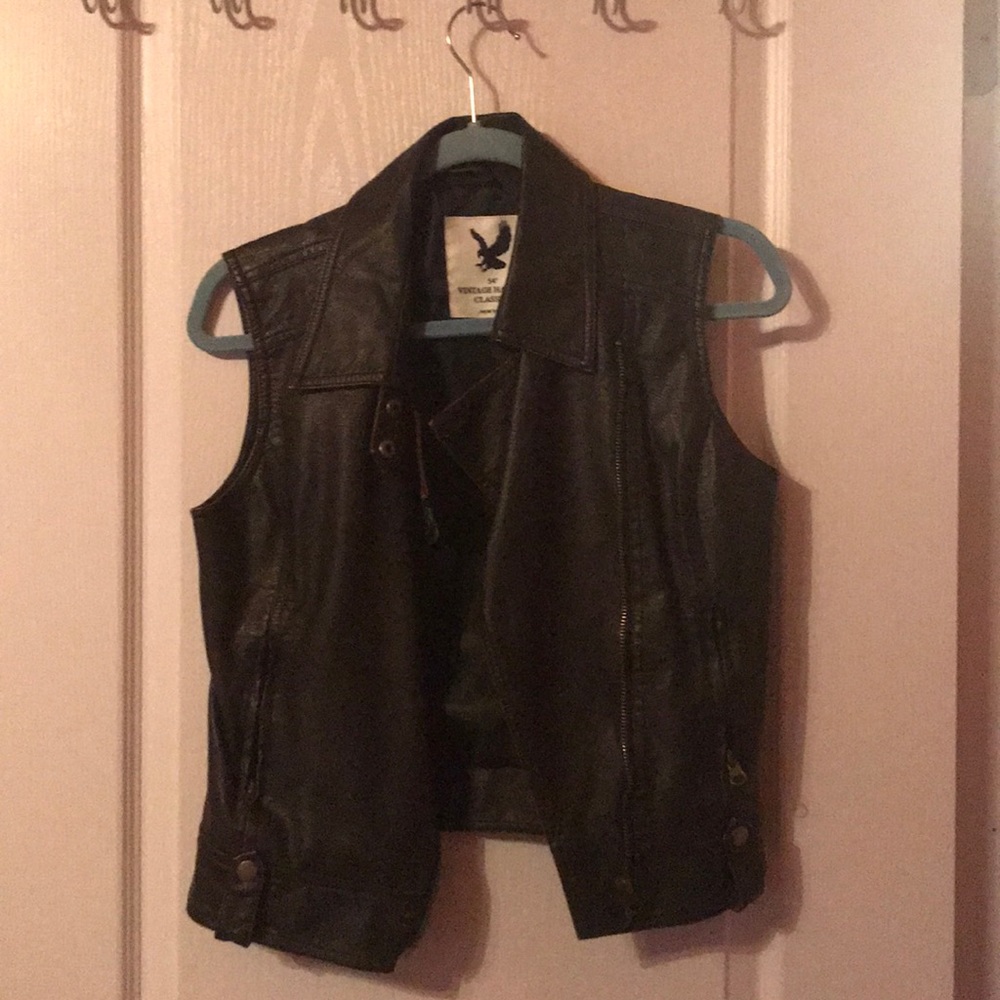 American Eagle Vest